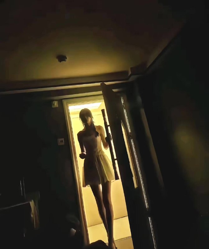 爱意随钟起 钟止意难平￼￼